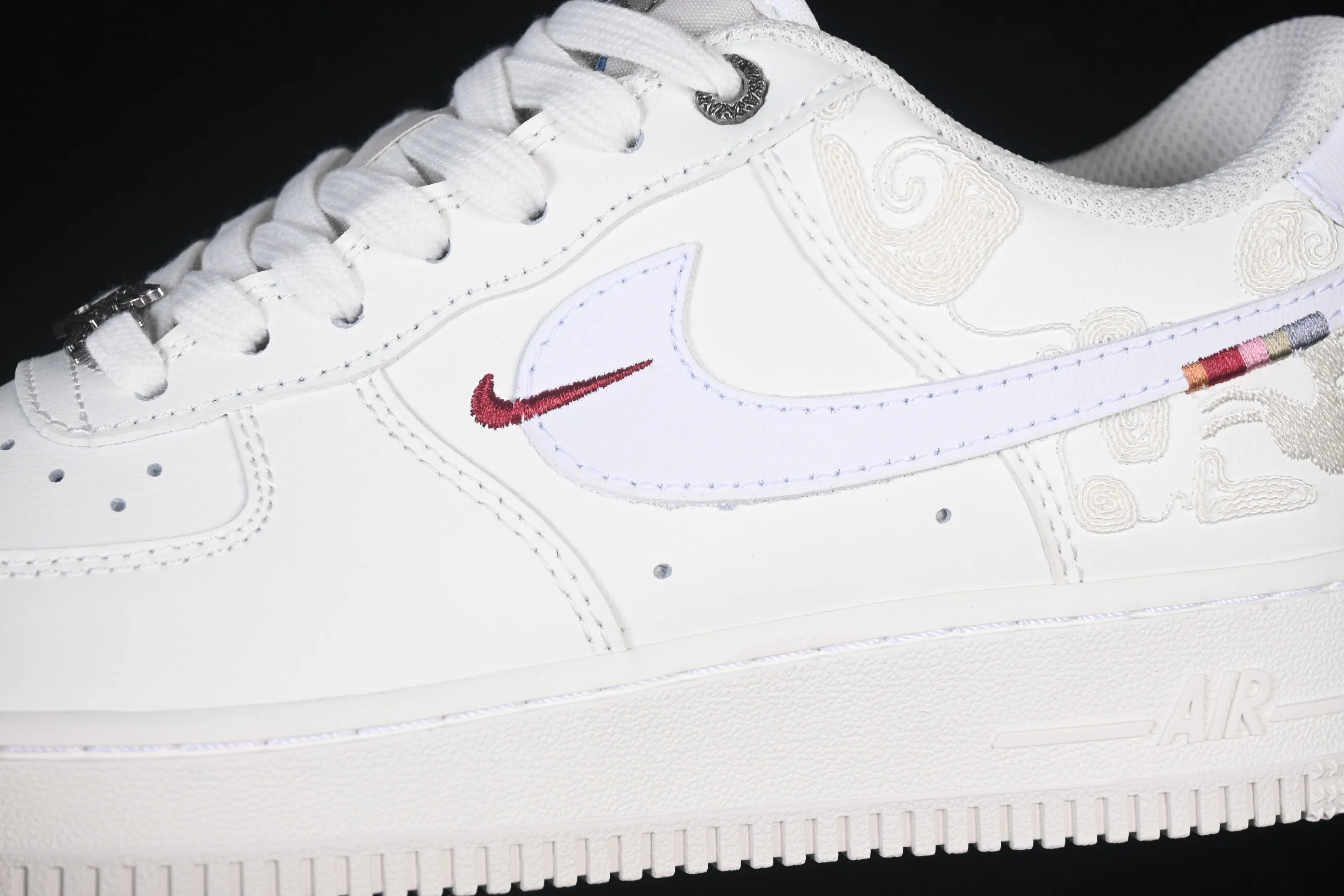 All categories Nk Air Force 1 Air Force series Nk Air Force 1 Low Air Force low-top Y version Nike Air Force 1'07 Low Year of the Horse limited edition Air Force 1 low-top casual sneakers IQ1119-011